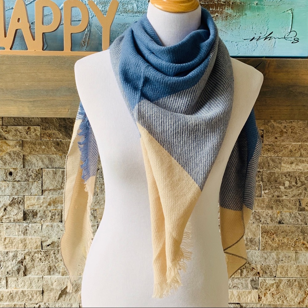 NEW! Blue & Cream Cashmere Triangular Scarf